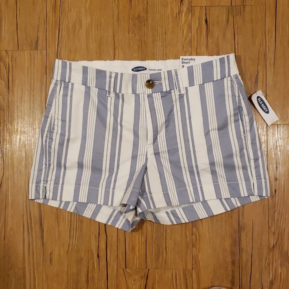 Old Navy Short - Picture 1 of 5